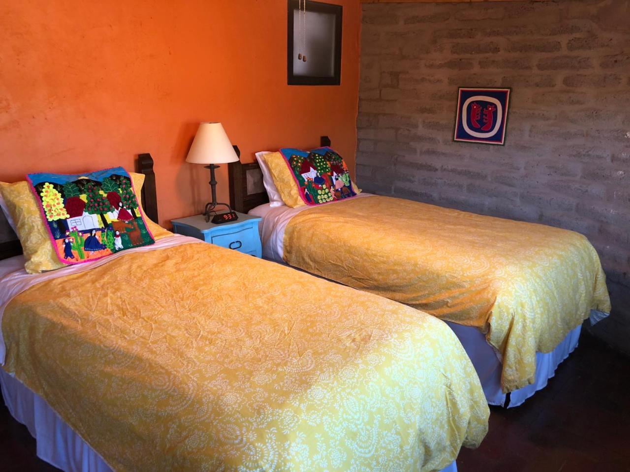 Casa Tierra Adobe Bed & Breakfast Avra ภายนอก รูปภาพ